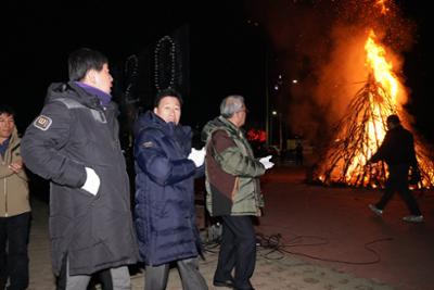 제20회 국토정중앙 달맞이 축제44-1030.jpg