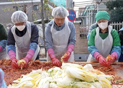 20221121 양구군새마을회 사랑의 쌀 김장나누기행사 (7).JPG