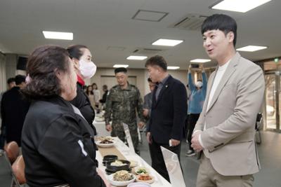 평화지역 외식지구 조성사업 음식개발 및 통합마케팅용역 핵심메뉴개발품평회16-1500.jpg