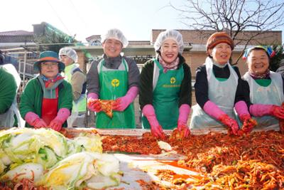 2023년 양구군 새마을회 사랑의 쌀김장나누기10-1500.jpg