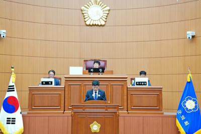 20250523 306회양구군의회 임시회 제1차 본회의 (13).JPG