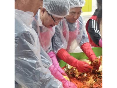 20251113 사랑의 김장나눔 행사 (5).jpg