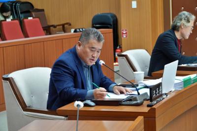 20251201 제313회 양구군의회 제2차 정례회 행정사무감사 3일차 (10).JPG