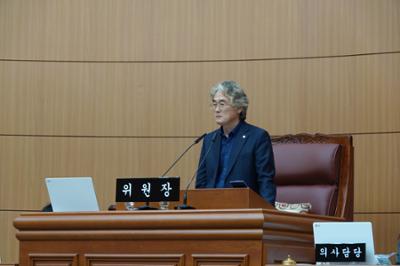 20251216 제313회 양구군의회 제2차 정례회 제7차 예결특위 (1).JPG