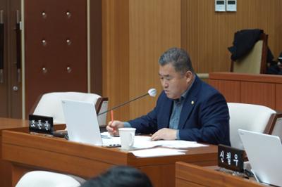 20251229 제314회 양구군의회 임시회 제2차 본회의 (5).JPG