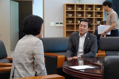 20260810 속초시의회 의장 양구군의회 방문 (9).JPG