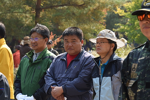 금강산가는 옛길 걷기대회 및 위령비 참배