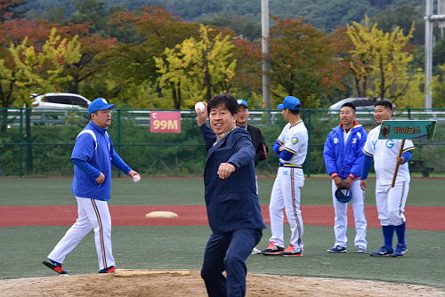 제5회 양구군수기 국민생활체육 야구대회 참석