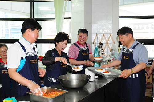 희망의정장수식당차림상봉사활동k.jpg