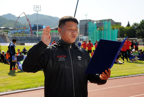 제7회 뉴시스 국토정중앙 양구실버컵 축구대회 개회식 참석