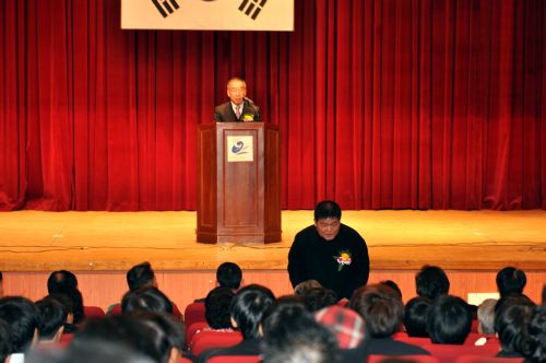 제57회양구중학교졸업식1.jpg