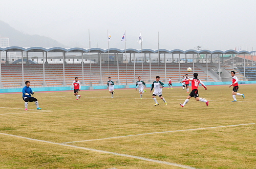 제6회 양구군수기 민·군·관 축구대회 참석