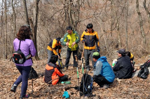 팔랑리포사격장특위활동대암산일원조사2.jpg